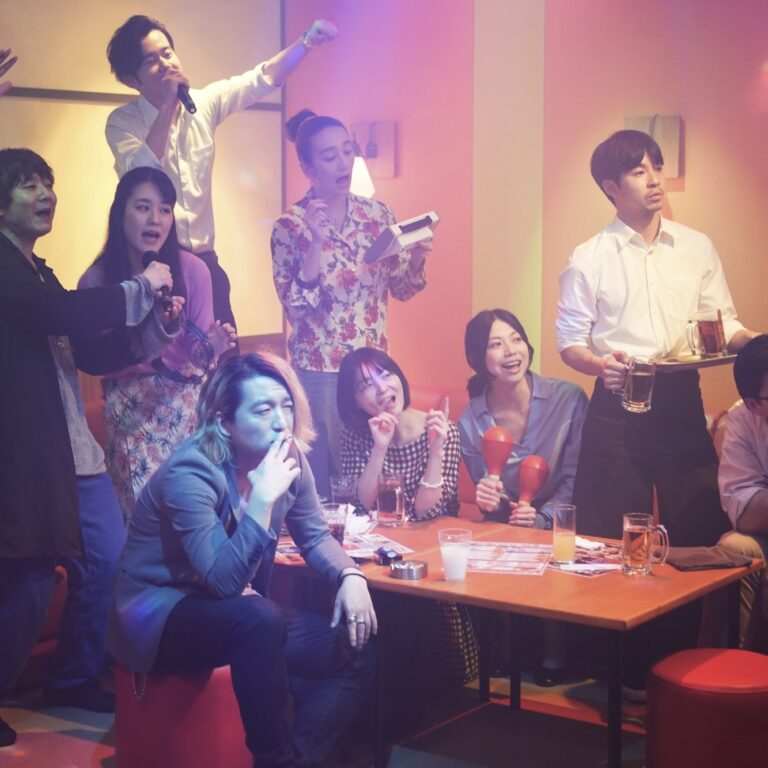 p12-schilling-karaokeboxrev-a-20190425 Another Karaoke night out!